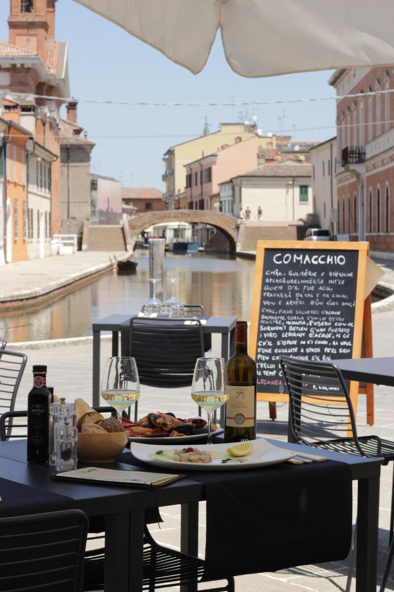 Locanda Del Delta Комакио Екстериор снимка